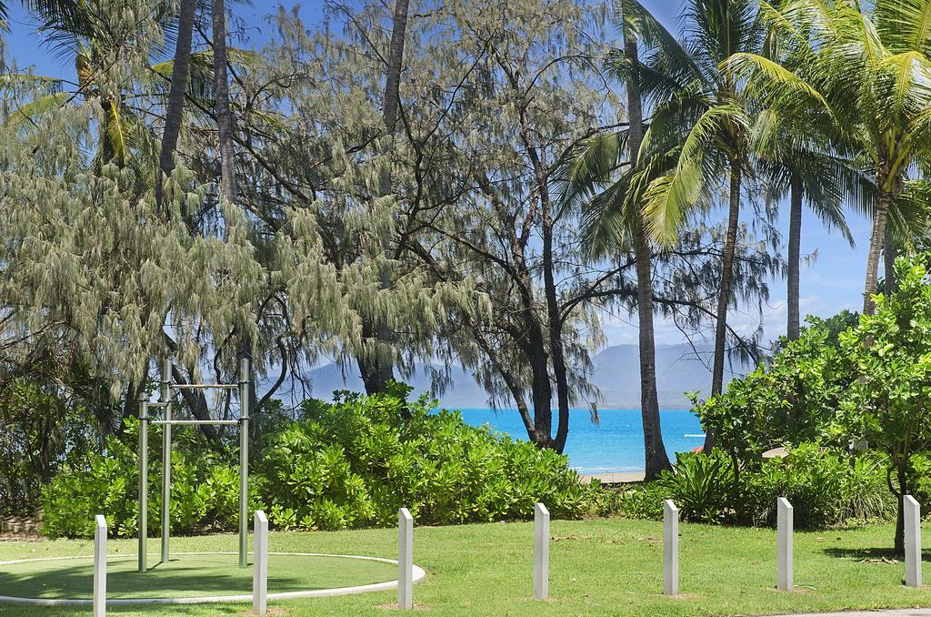 By The Sea Port Douglas Exterior photo